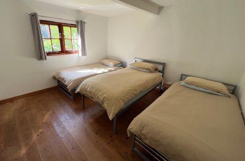 Chy Kenza Single Bedroom